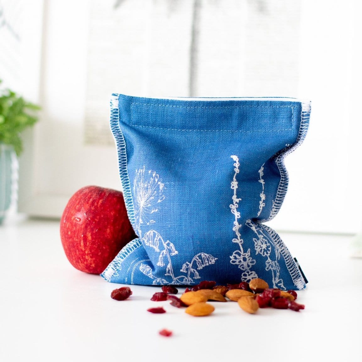 GIFT Garden Snack Bag ~ Indigo Blue Linen