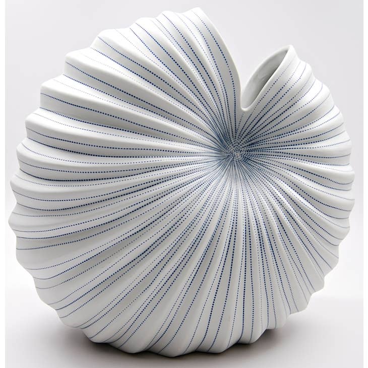 GIFT Large Palm Porclain Vase - White with Blue Dash Lines