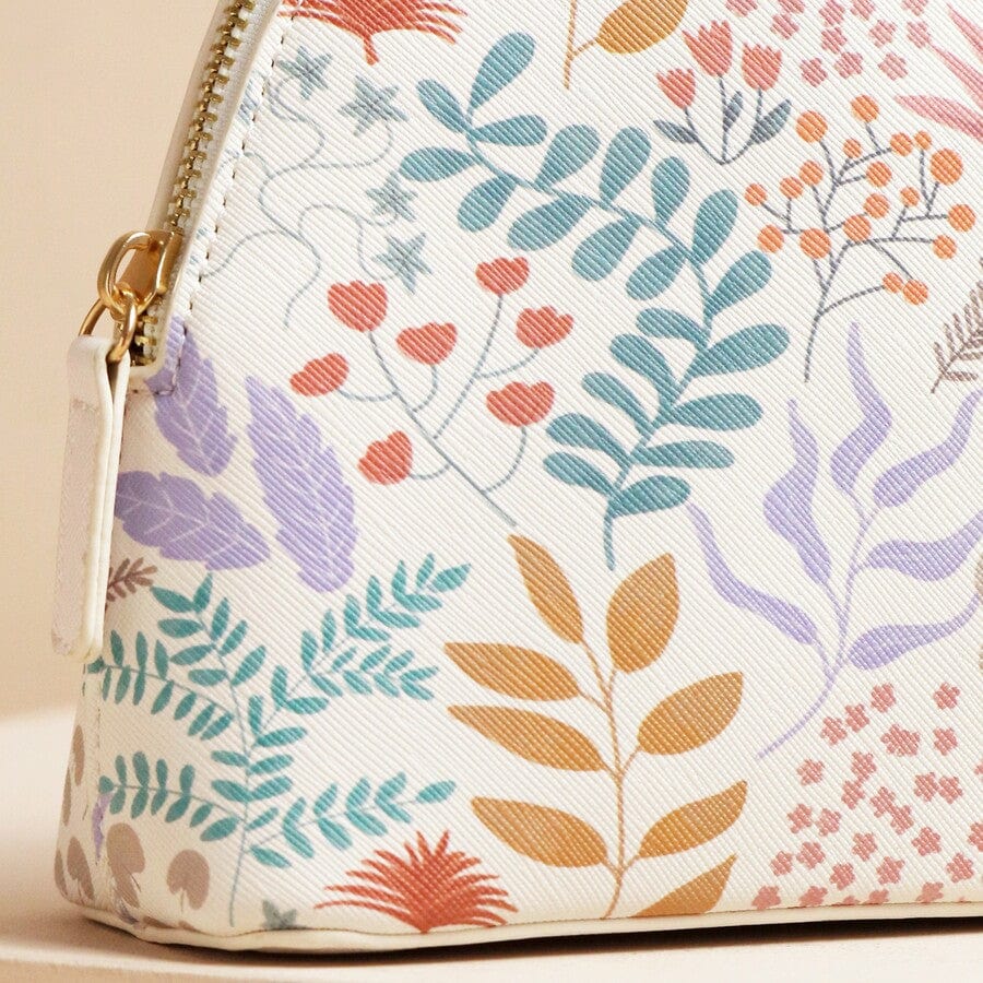 
                  
                    GIFT Sea Floral Wash Bag
                  
                