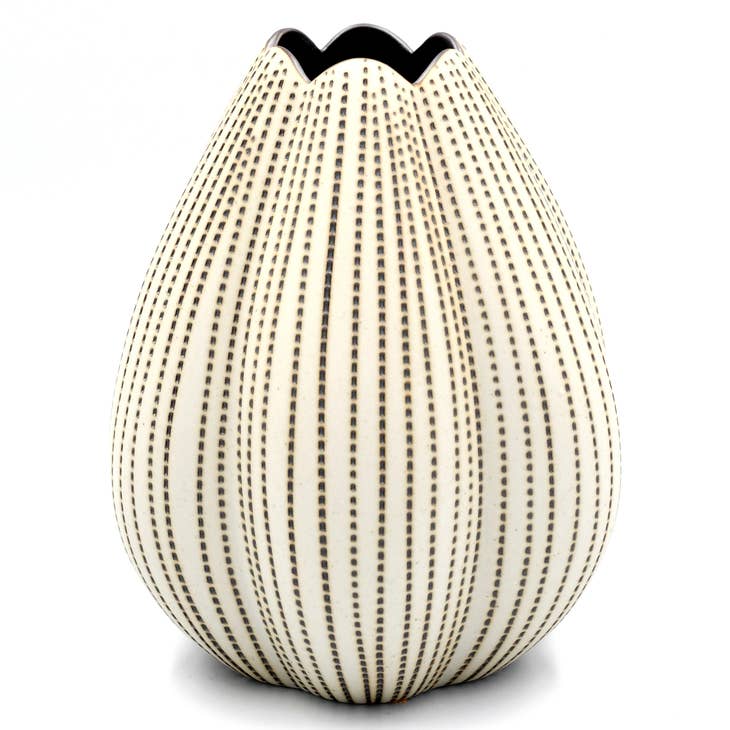 
                      
                        GIFT Small Champa Porclain Bud Vase - White with Dark Dash Lines
                      
                    