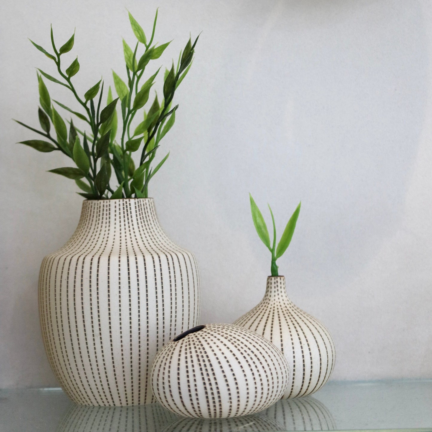 GIFT Tiny Congo Porcelain Bud Vase - White with Dark Dash Lines