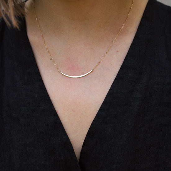 NKL-14K 14k Gold Half Curve Necklace