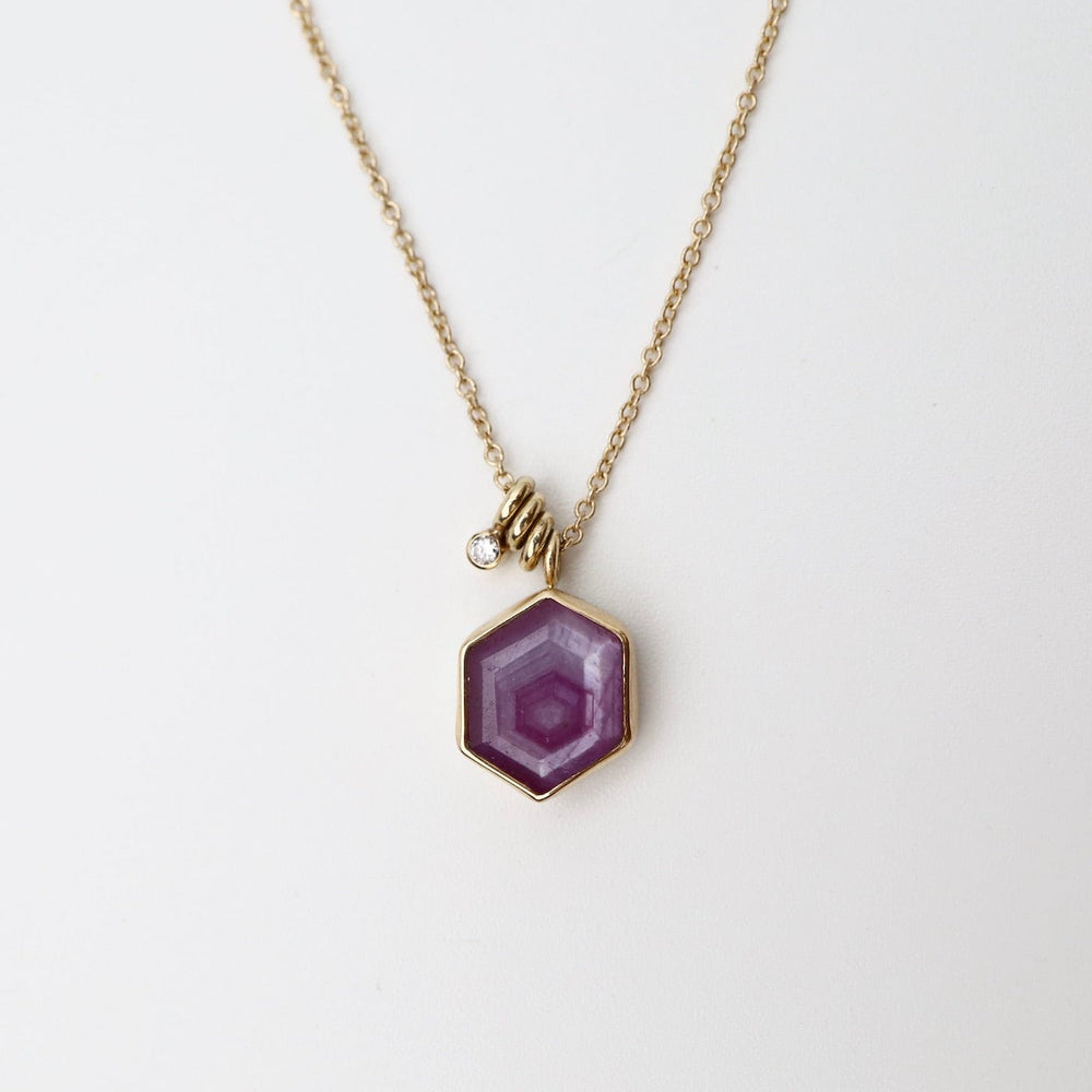 
                      
                        NKL-14K 14k Gold Necklace with Hexagon Table Up African Ruby & Diamond Accent
                      
                    