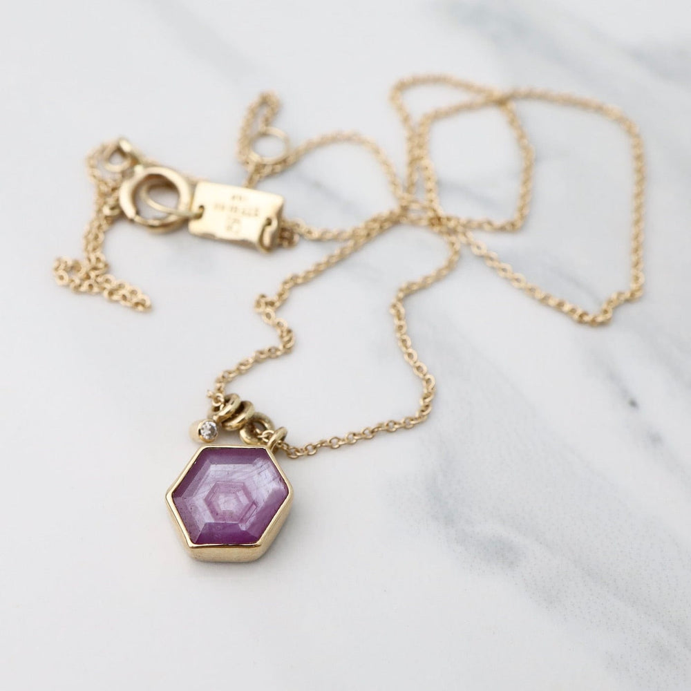 
                      
                        NKL-14K 14k Gold Necklace with Hexagon Table Up African Ruby & Diamond Accent
                      
                    