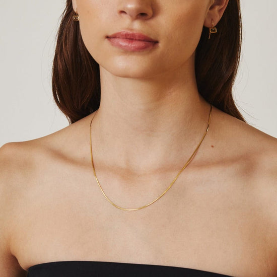 Waterproof Gigi Herringbone Chain Necklace – Grayling
