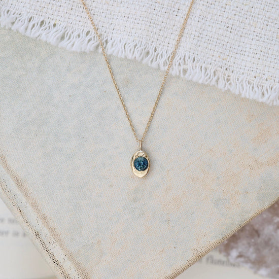 NKL-14K 14k Yellow Gold Montana Sapphire Oval Necklace