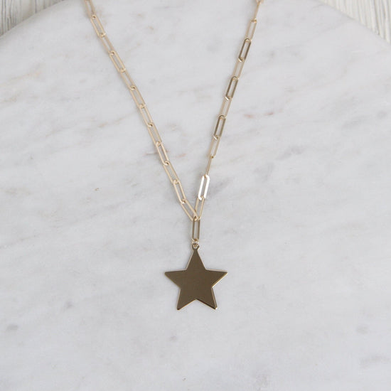 NKL-14K 14k Yellow Gold Paperclip Chain with Star Pendant