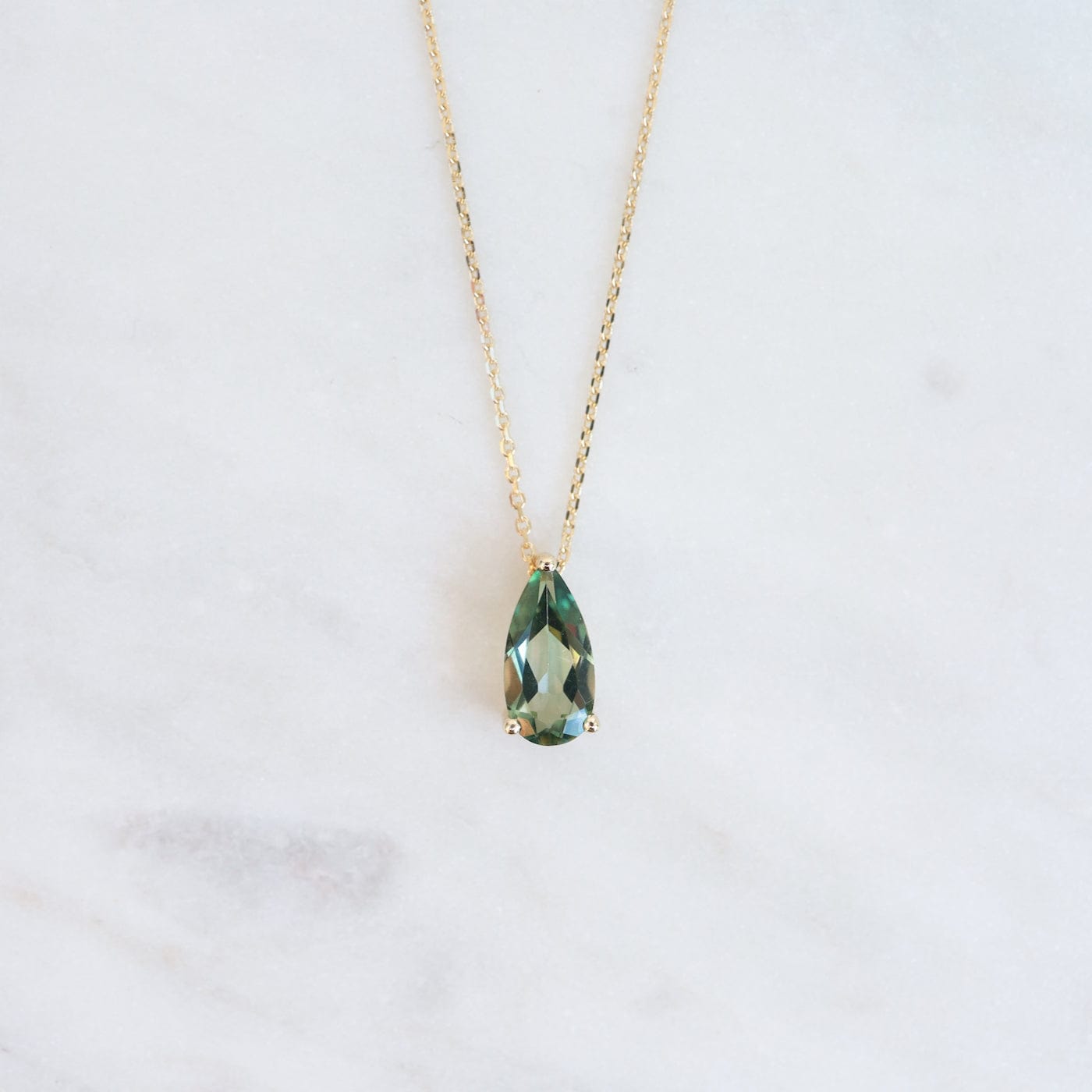 Load image into Gallery viewer, NKL-14K 14k Yellow Gold Pear Shaped Green Envy Topaz Necklace
