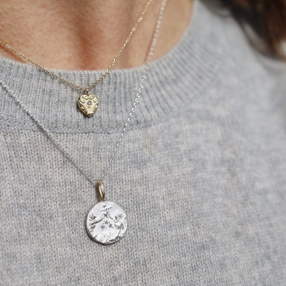 
                  
                    NKL-14K Delicate Heart  14K Gold Necklace Artifact Necklace
                  
                