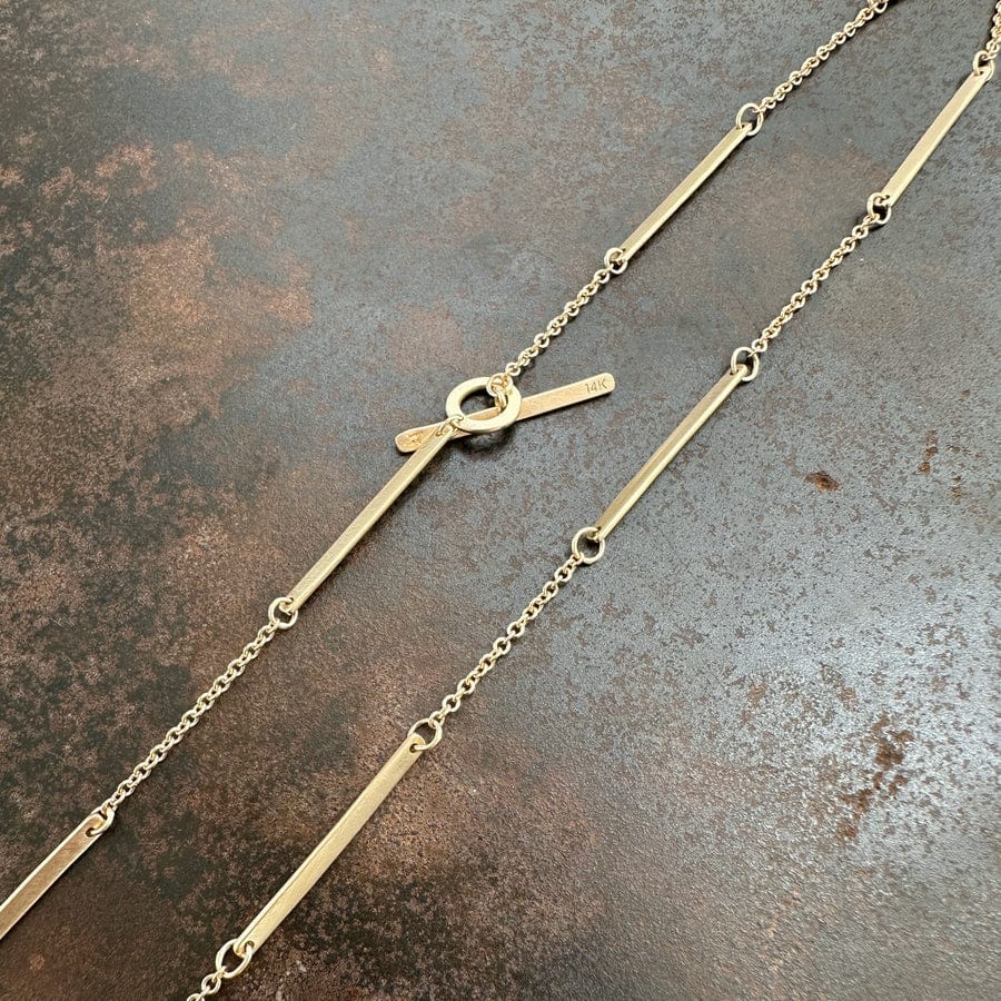 
                  
                    NKL-14K Hammered Bar Link and Cable Chain
                  
                