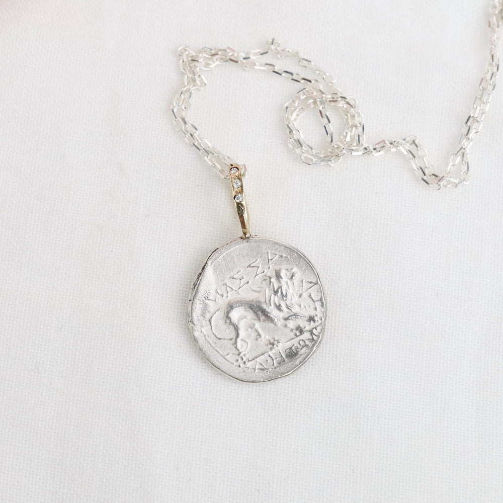 
                      
                        NKL-14K The Lion *Zodiac Leo*  Necklace Sterling Silver &
                      
                    