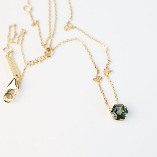 NKL-14K Yellow Gold Hexagon Green Envy Topaz Necklace