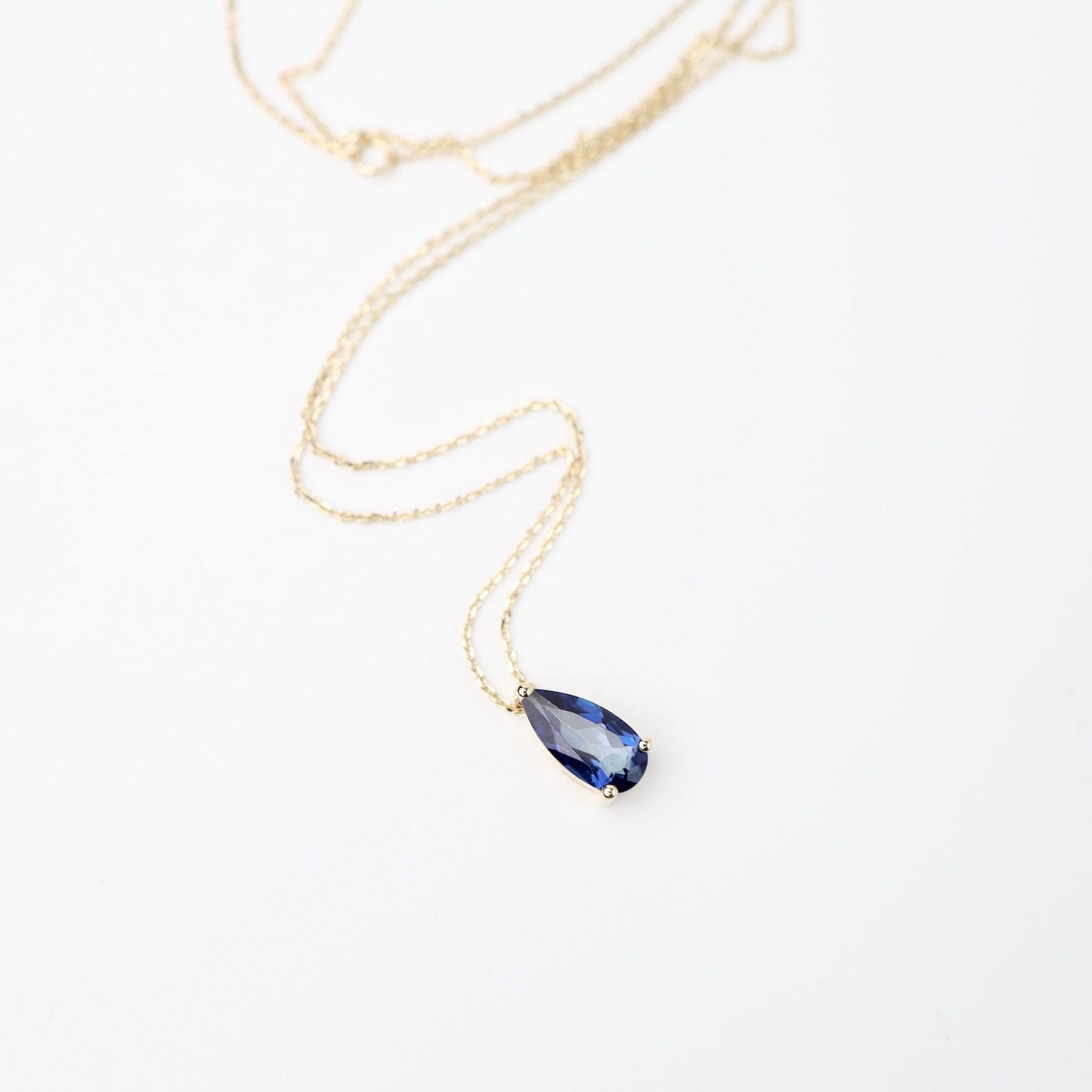 Load image into Gallery viewer, NKL-14K Yellow Gold Pear Shaped English Blue Topaz Necklace
