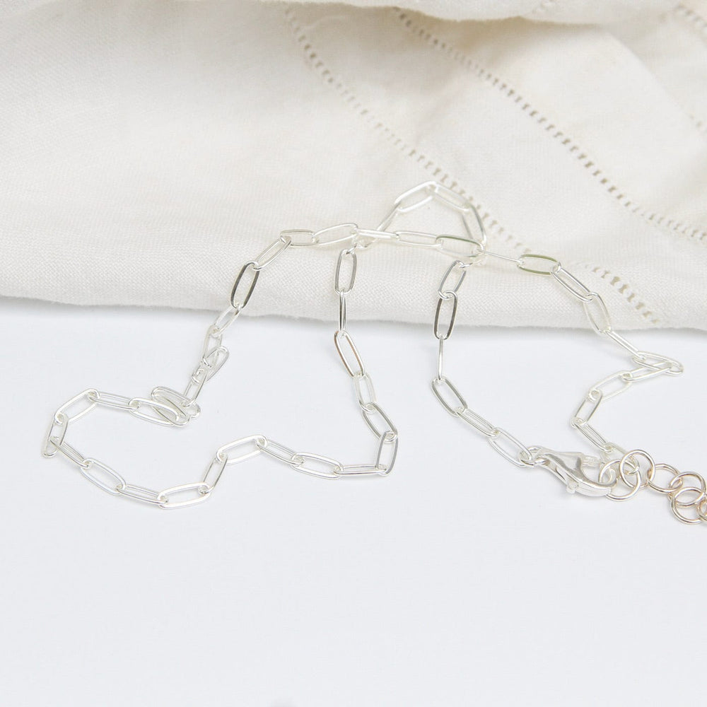 
                      
                        NKL 18" Sterling Silver Paperclip Chain
                      
                    