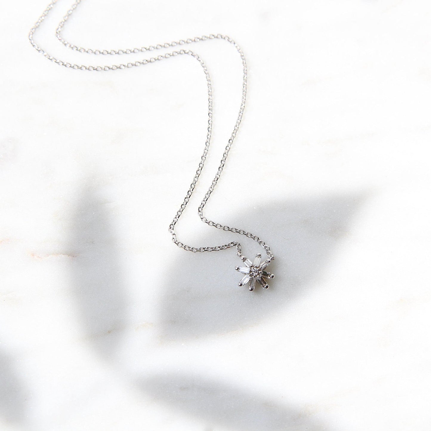 NKL-18K 18k White Gold Small Diamond Starburst Necklace