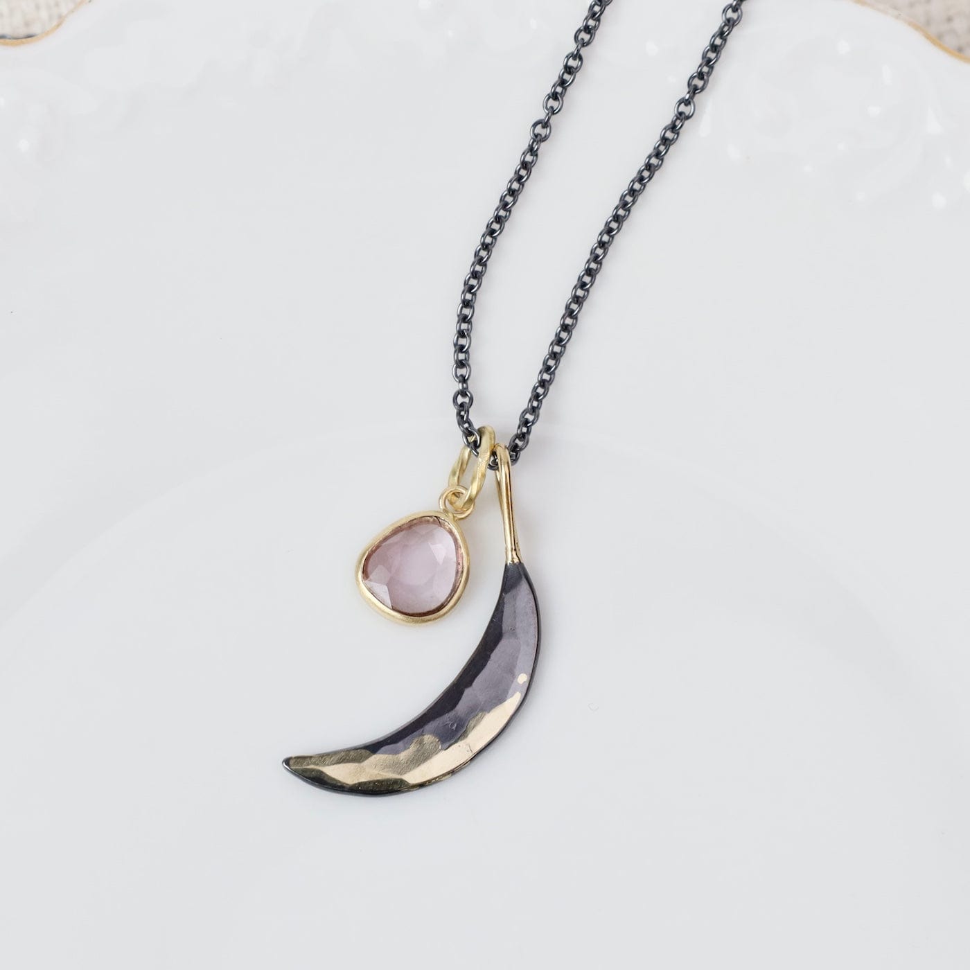 NKL-18K Cluster: 1.3mm Two-tone Cable Chain, Pink Free For