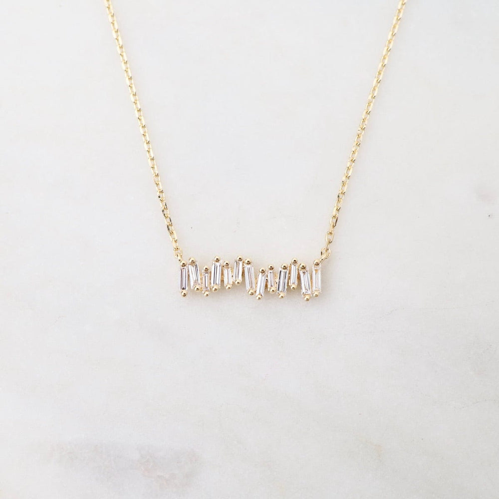 NKL-18K Diamnond Bar Pendant