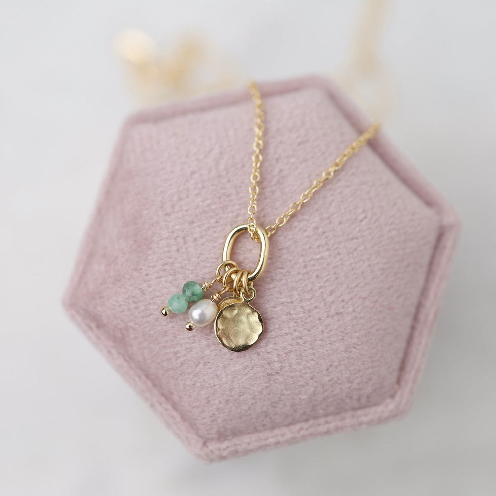 
                      
                        NKL-18K Mini Sakota Emerald Gemstone Charm Necklace
                      
                    