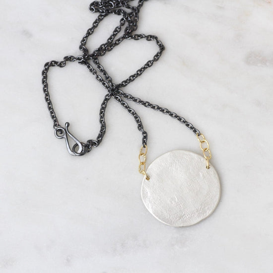 NKL-18K Paper Moon Necklace