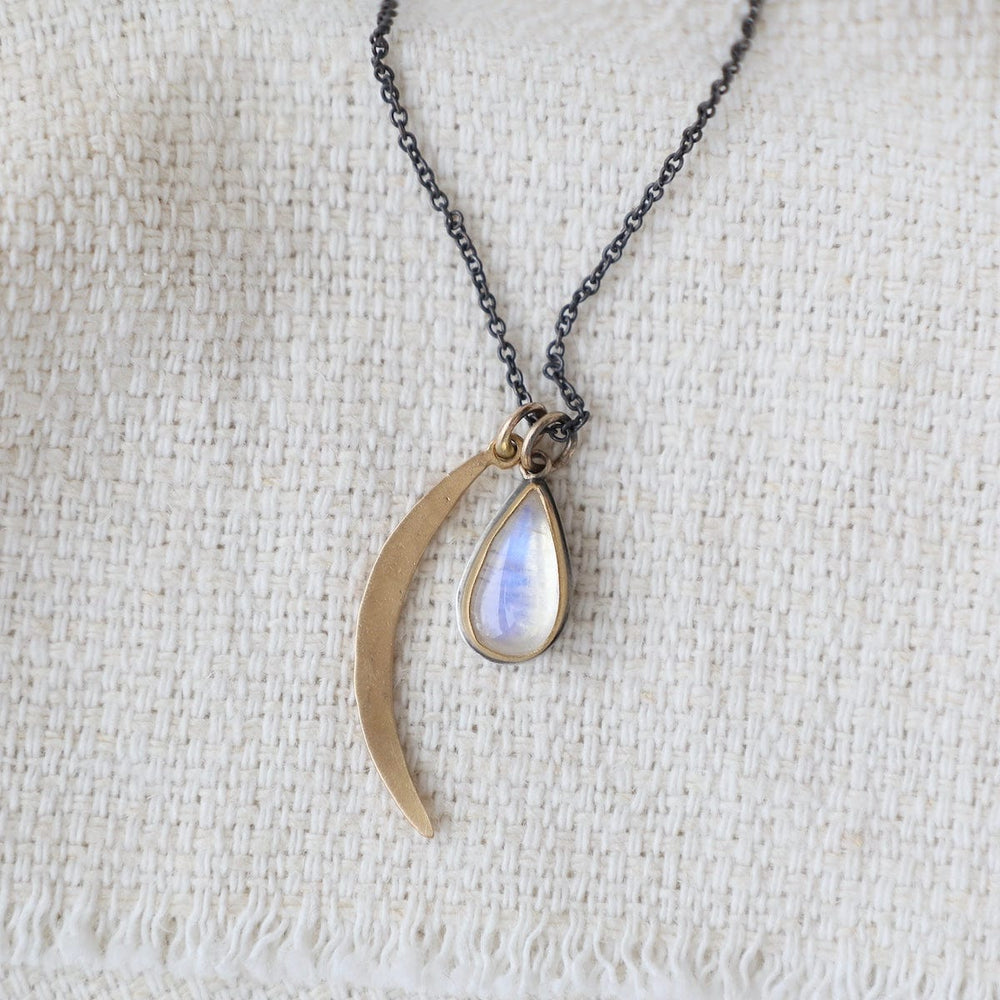 NKL-22K 22k Bezel Set Smooth Moonstone & 22k Crescent Moon