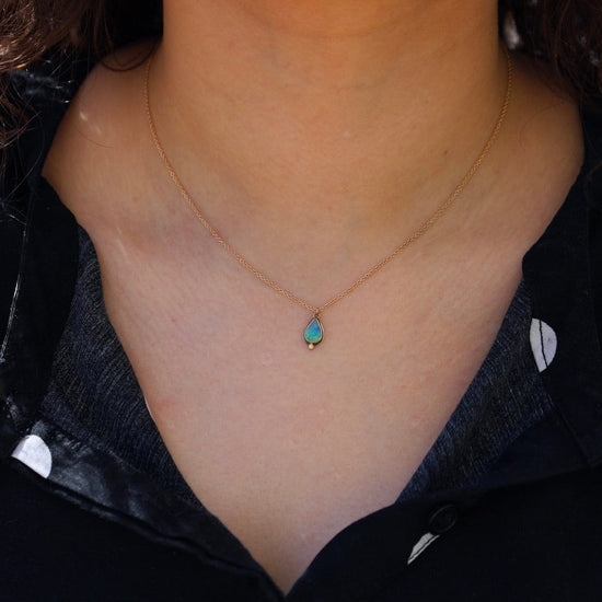 NKL-22K Australian Opal with Diamond Dot Necklace