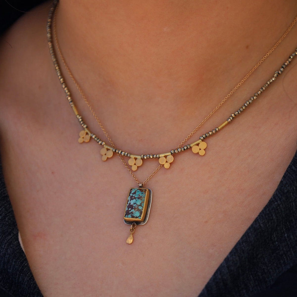 
                      
                        NKL-22K Bezel Set Turquoise with 22k Petal Drop Necklace
                      
                    