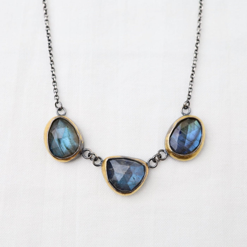 NKL 3 Crescent Rim Necklace with Labradorite