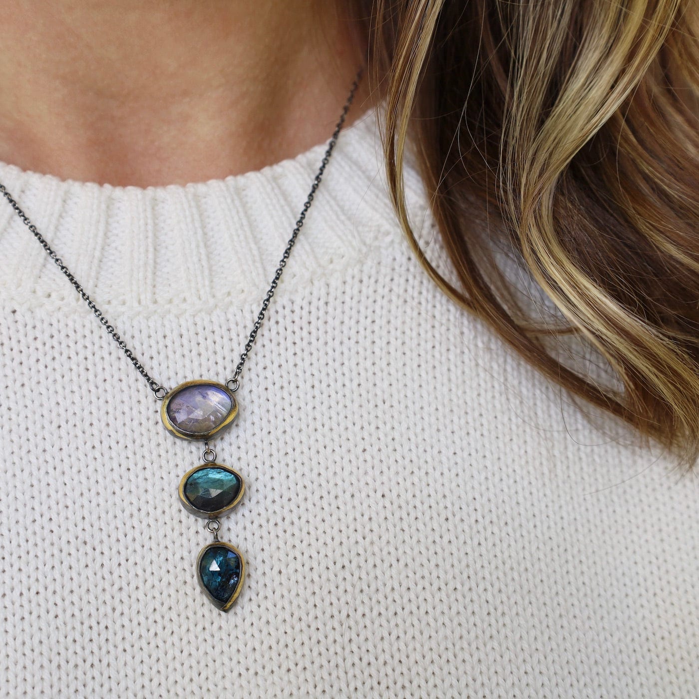 NKL 3 Drop Rim Necklace with Labradorite, Moonstone & Kyanite