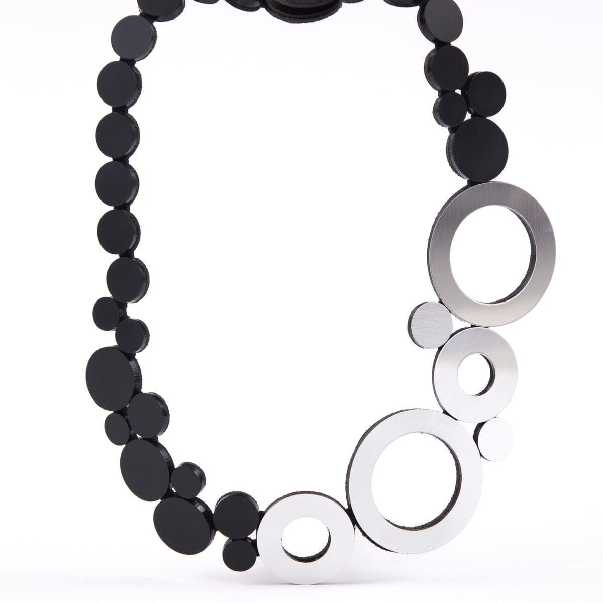 NKL Abstraction Necklace Silver Black