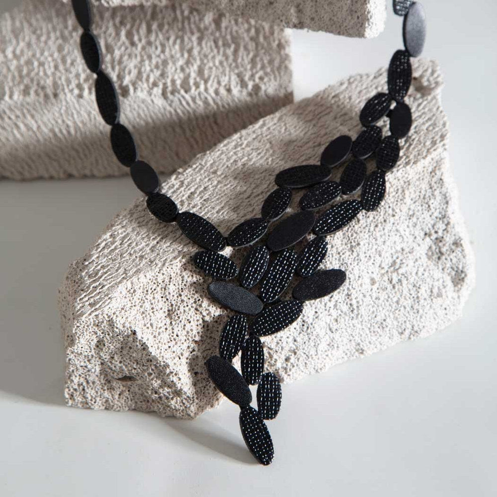 NKL Black Emma V Necklace