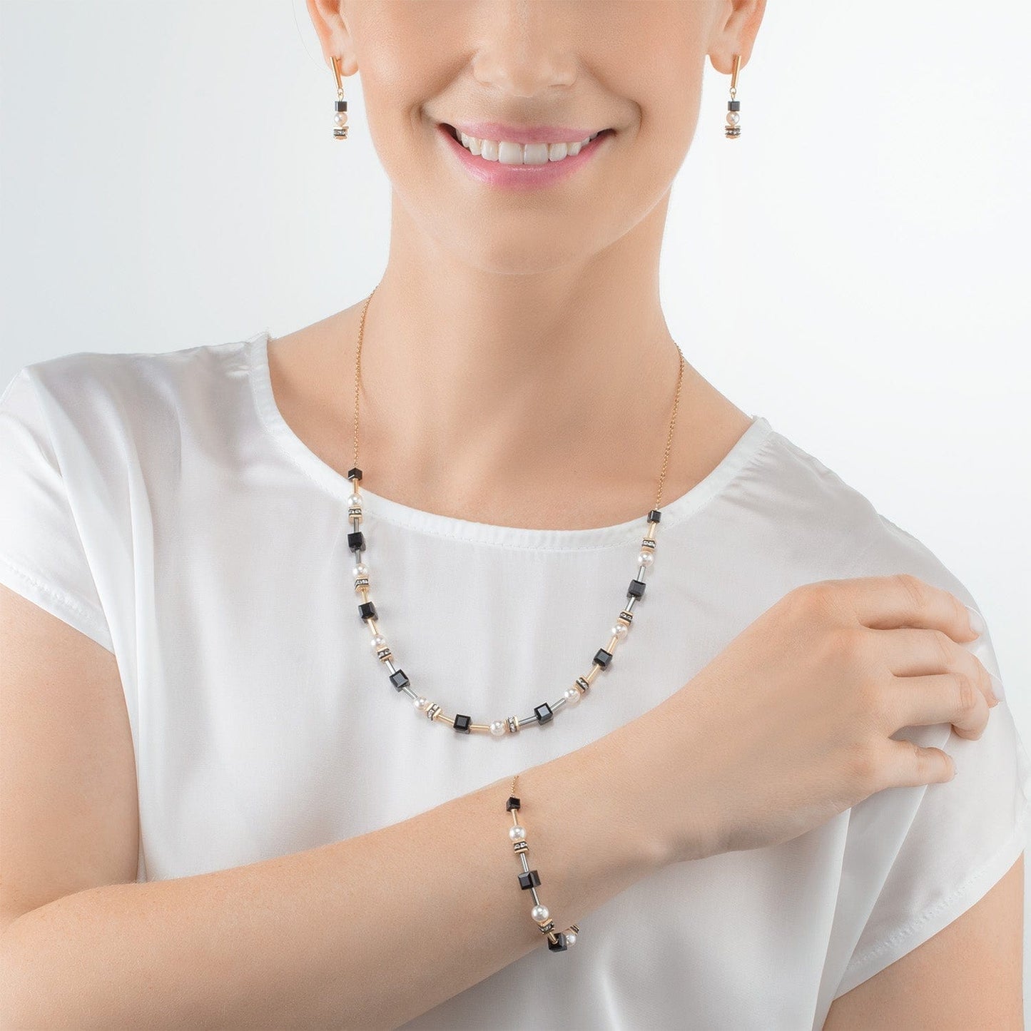 NKL Black Gold Cubes & Pearls Necklace