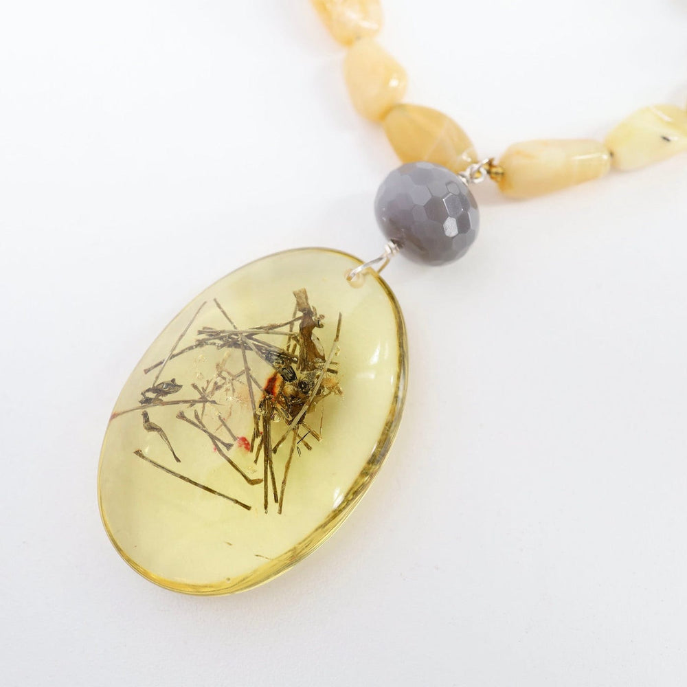 
                      
                        NKL Bone & Yellow Jade Necklace with Amber Pendant Necklace
                      
                    