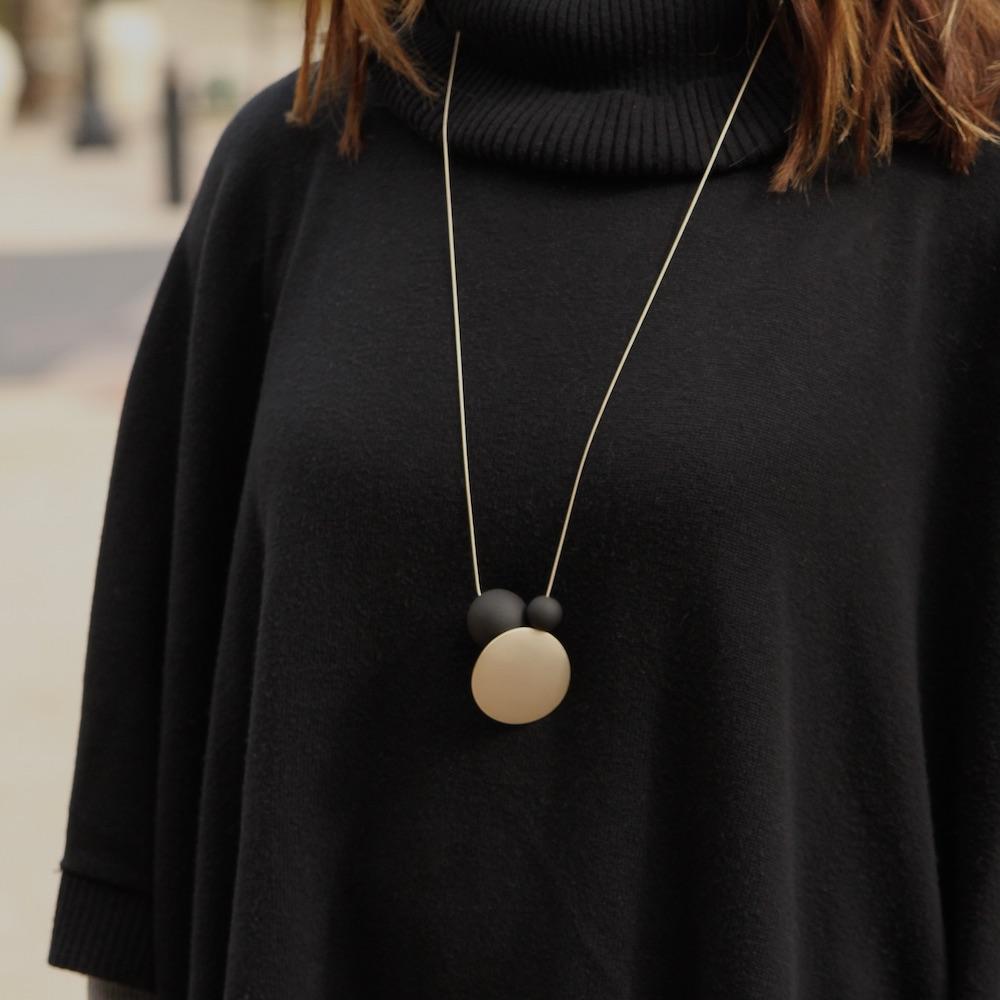 NKL-BRASS Dot & Orb Necklace - Silver Black