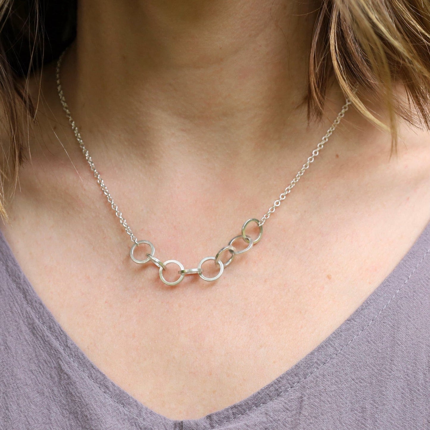 NKL Circle Link Chain Necklace in Polished Silver