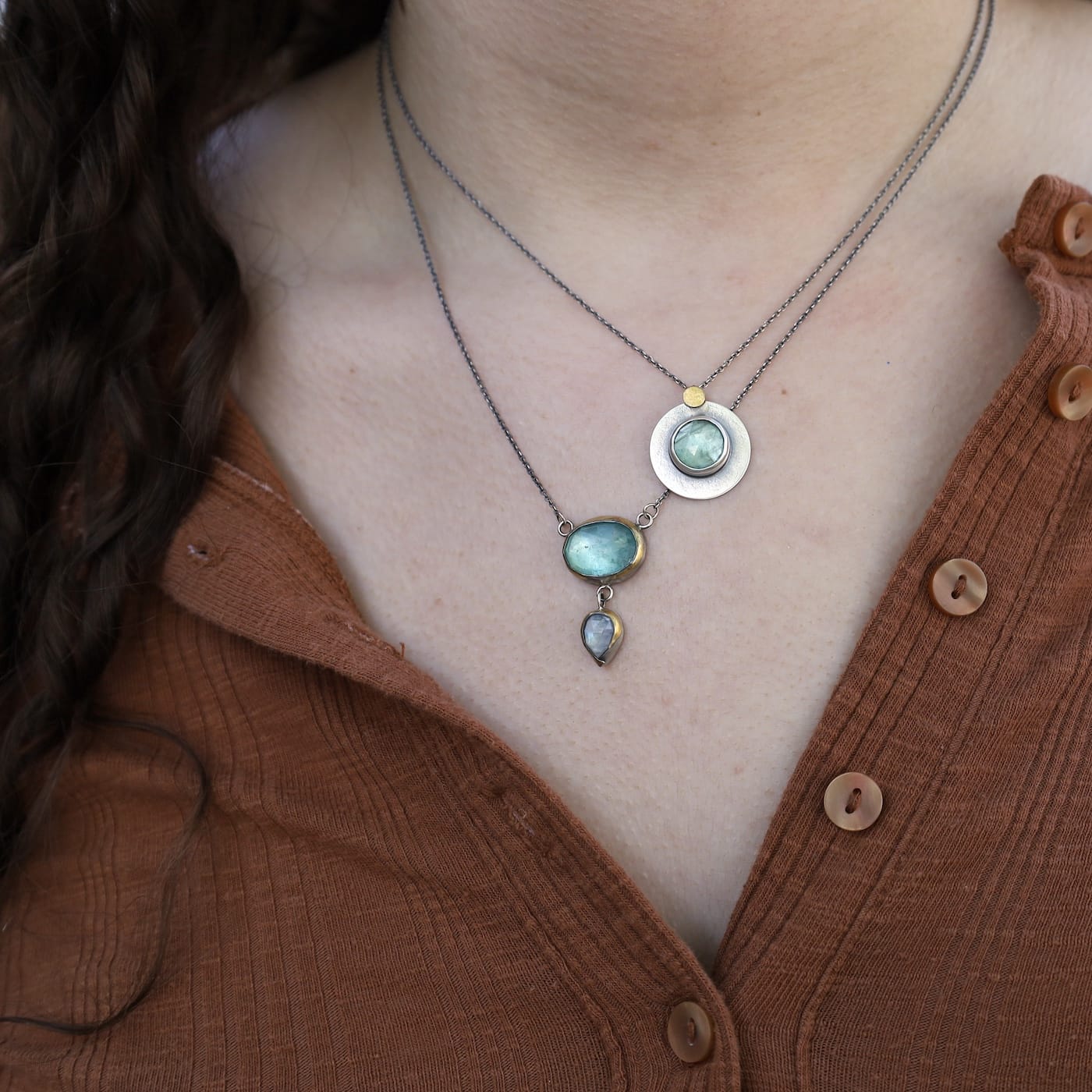 NKL Crescent Rim Drop Necklace In Sky Blue Kyanite wit