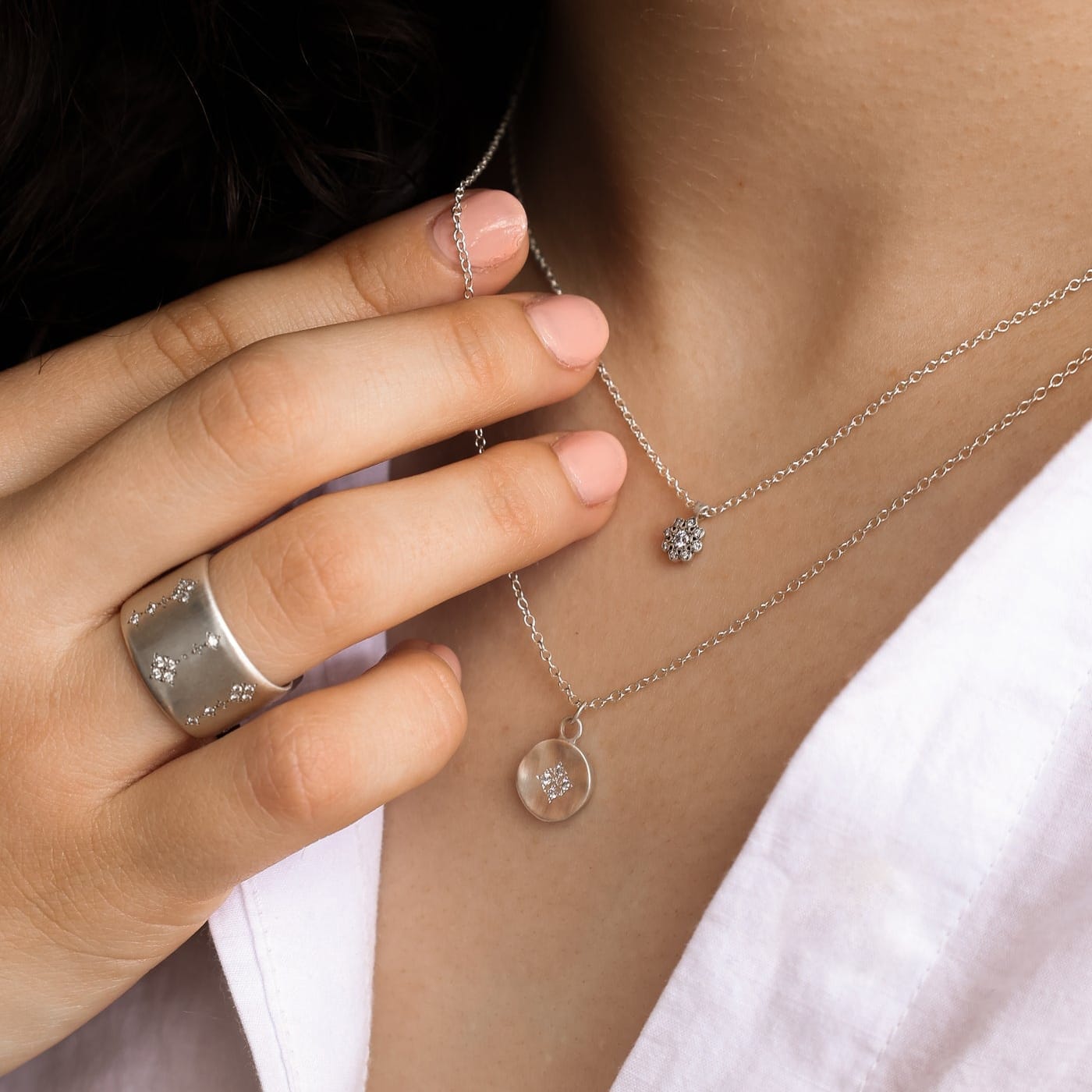 NKL-DIA Diamonds Silver Four Star Wave Pendant Necklace