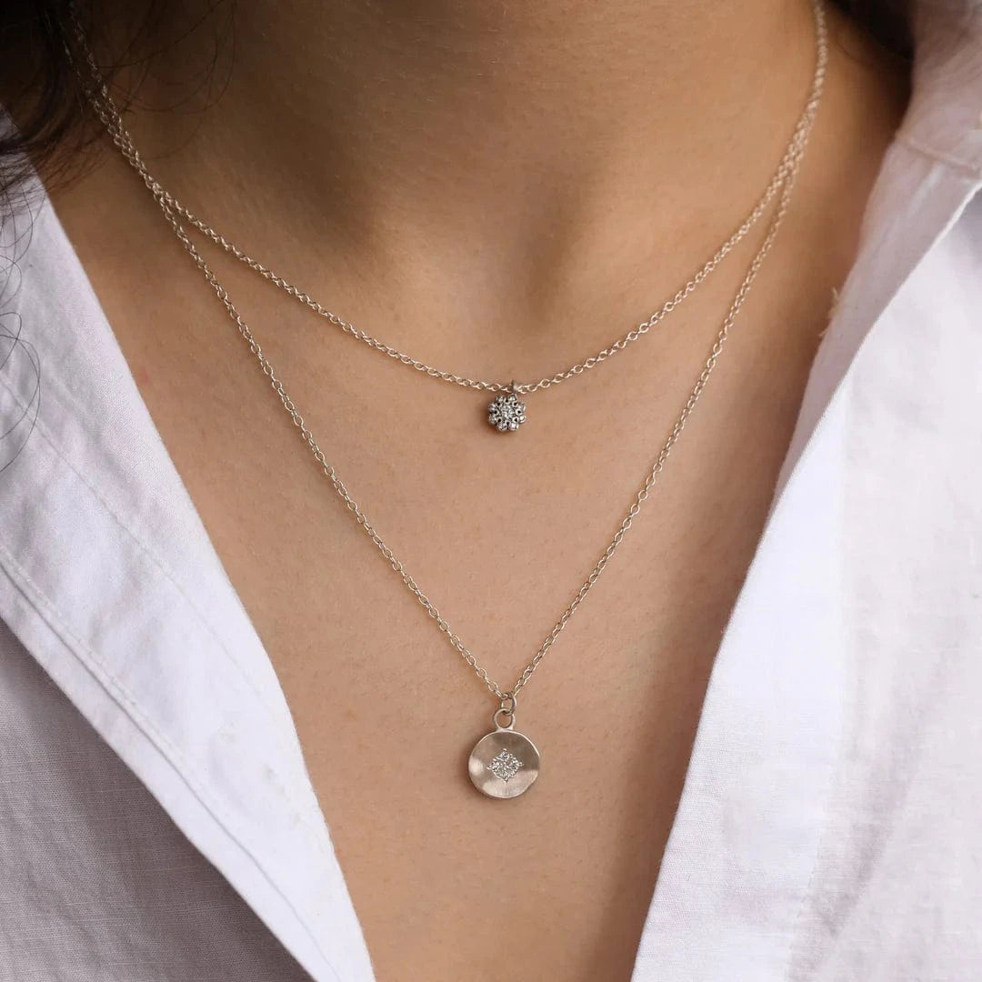 NKL-DIA Four Star Wave Charm Pendant with Diamonds
