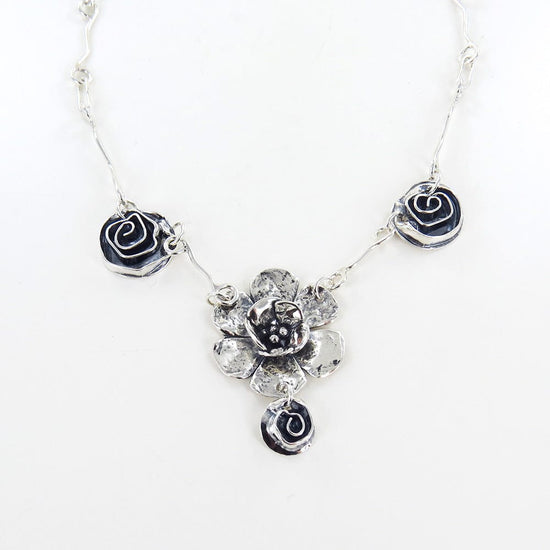 NKL DOUBLE DOGWOOD AND ROSE NECKLACE