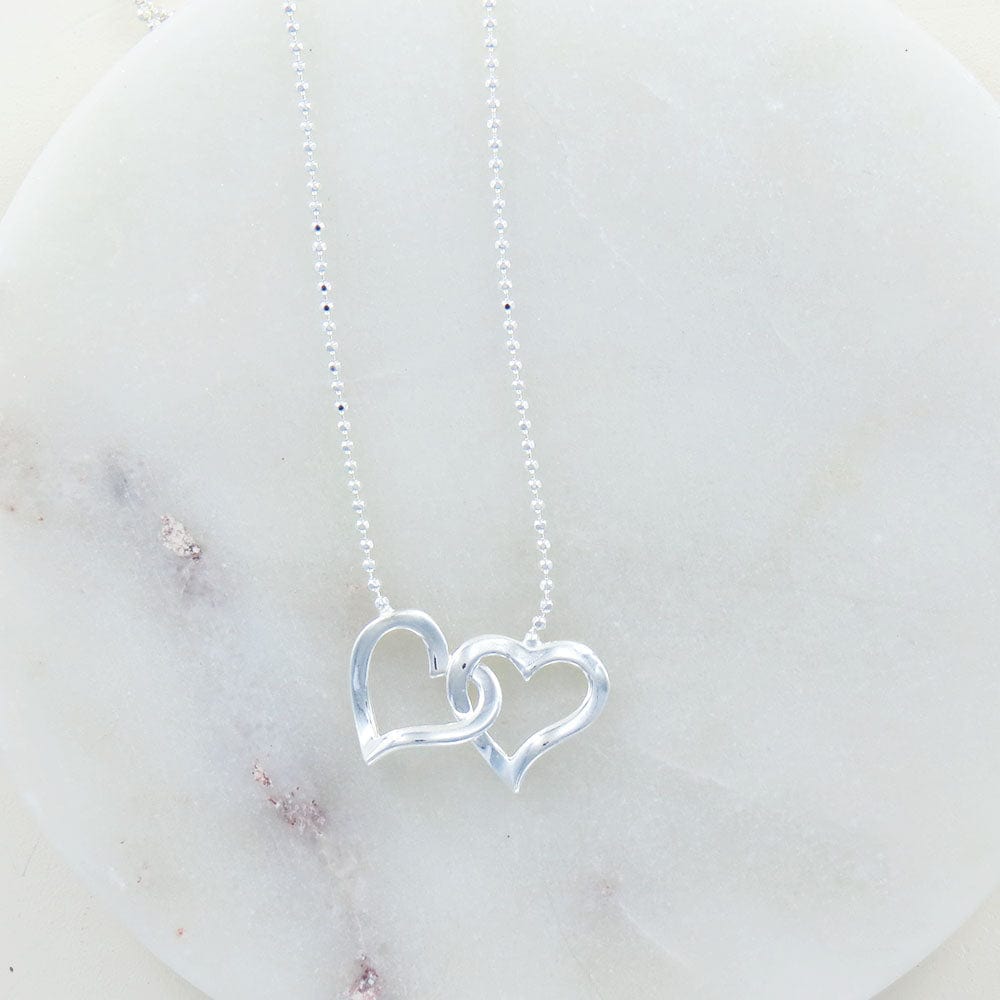 NKL DOUBLE OPEN HEART NECKLACE ON BALL CHAIN