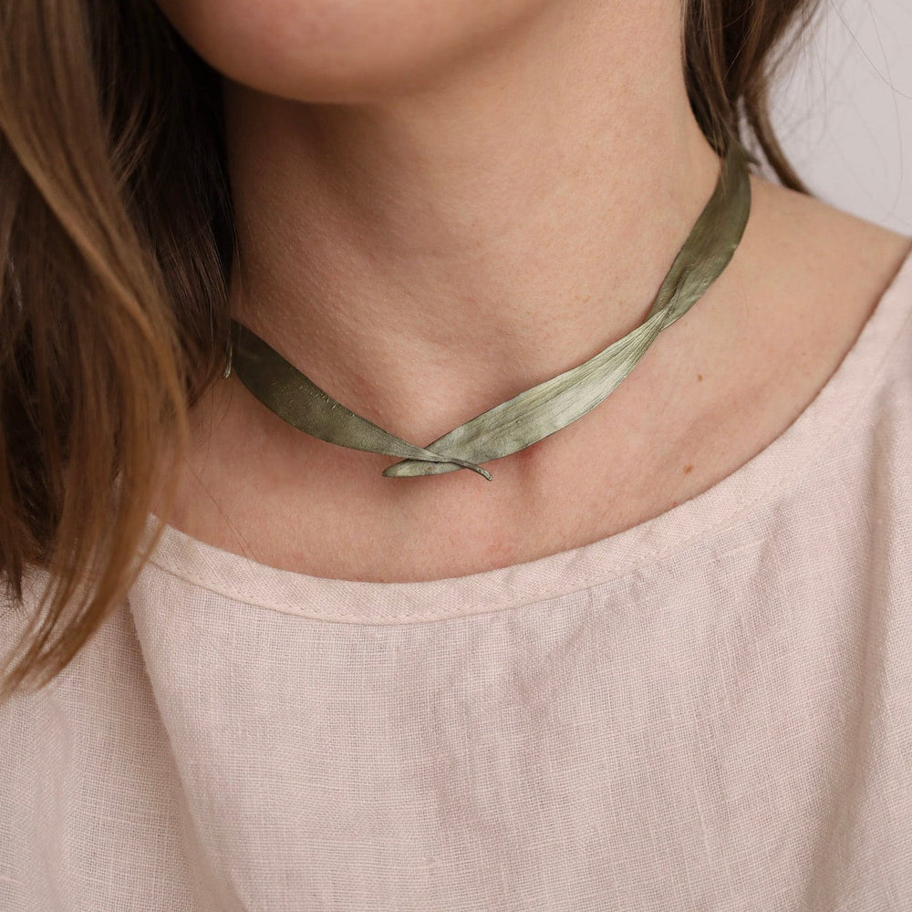 
                      
                        NKL Eucalyptus Collar
                      
                    