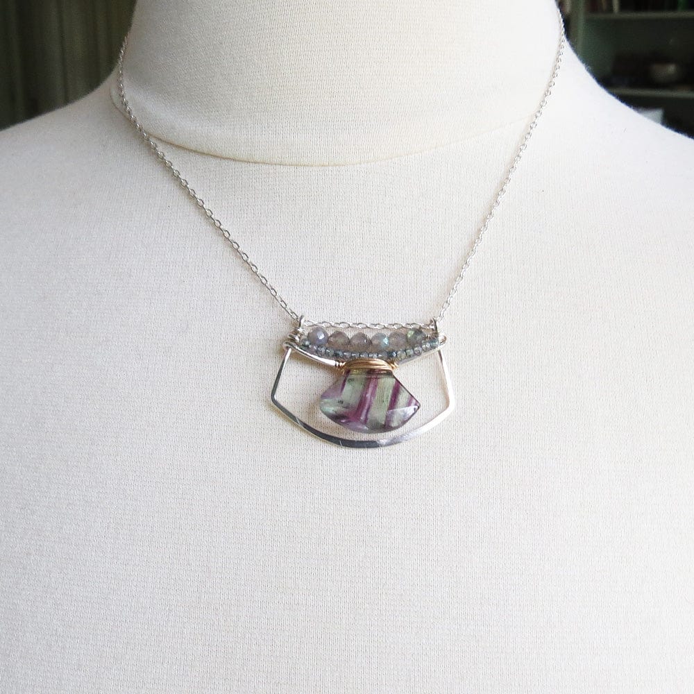 NKL FLOURITE FAN NECKLACE