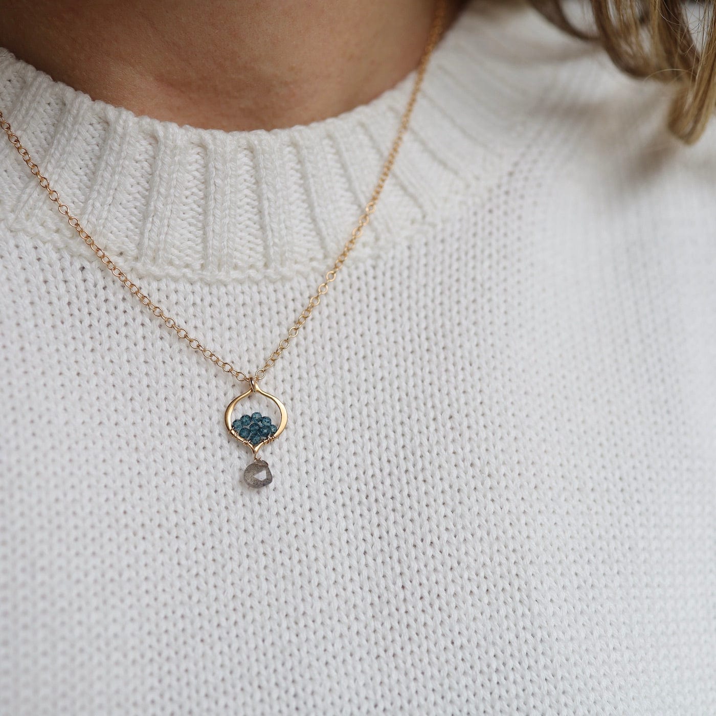 NKL-GF Arabesque Labradorite and Blue Quartz Necklace