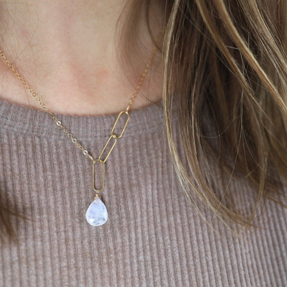 NKL-GF Asymmetrical Paperclip & Rainbow Moonstone Necklace