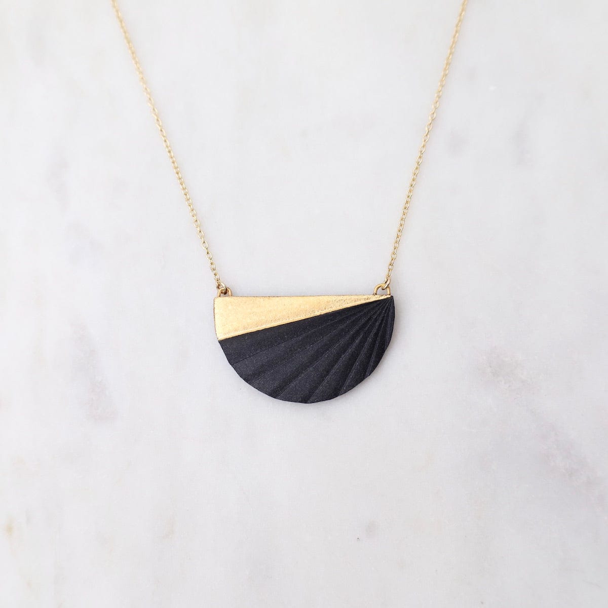 NKL-GF Black Chiton Necklace Wide