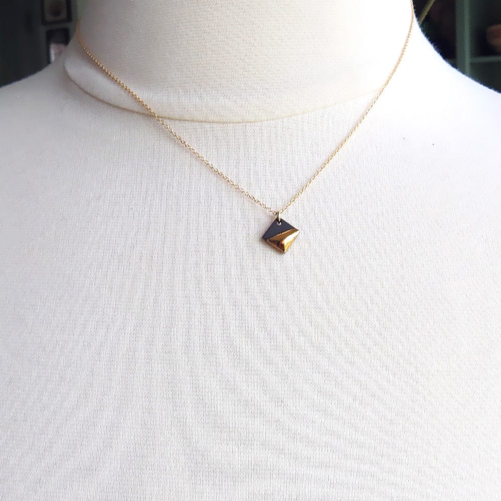 
                      
                        NKL-GF Black Gold Dipped Square Necklace
                      
                    