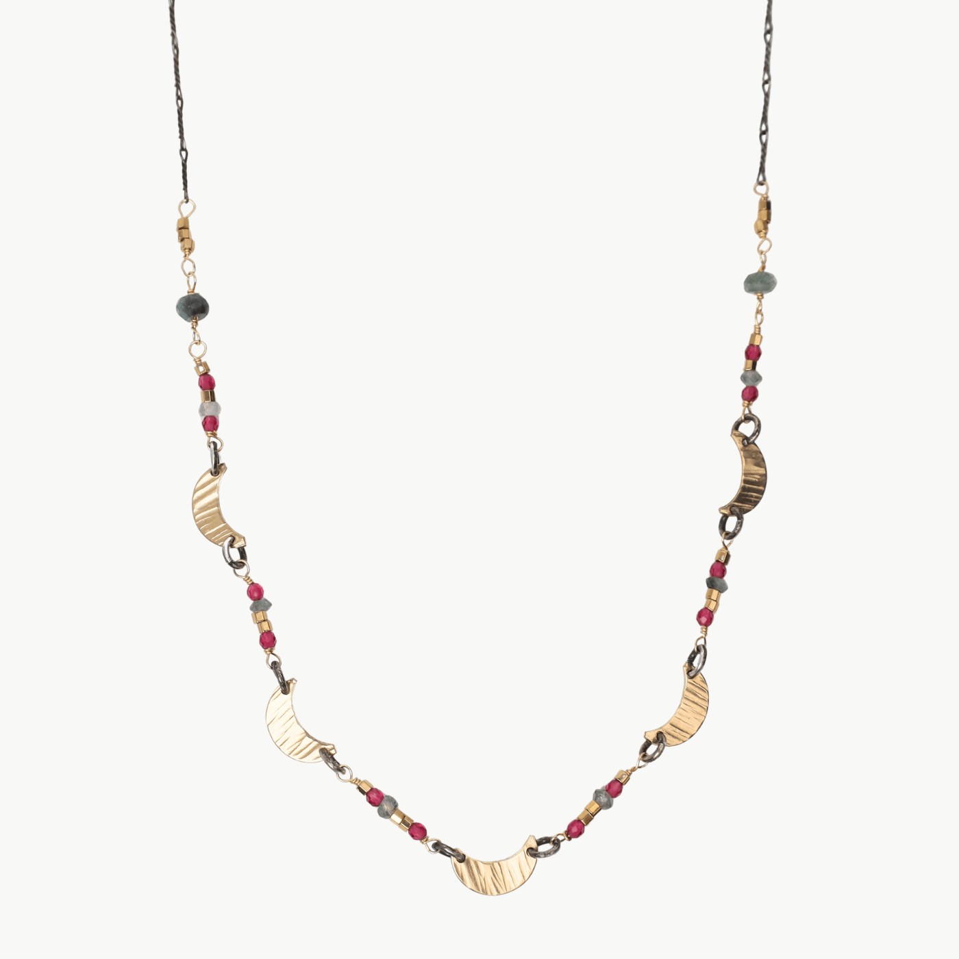 NKL-GF Crescent Moon Necklace