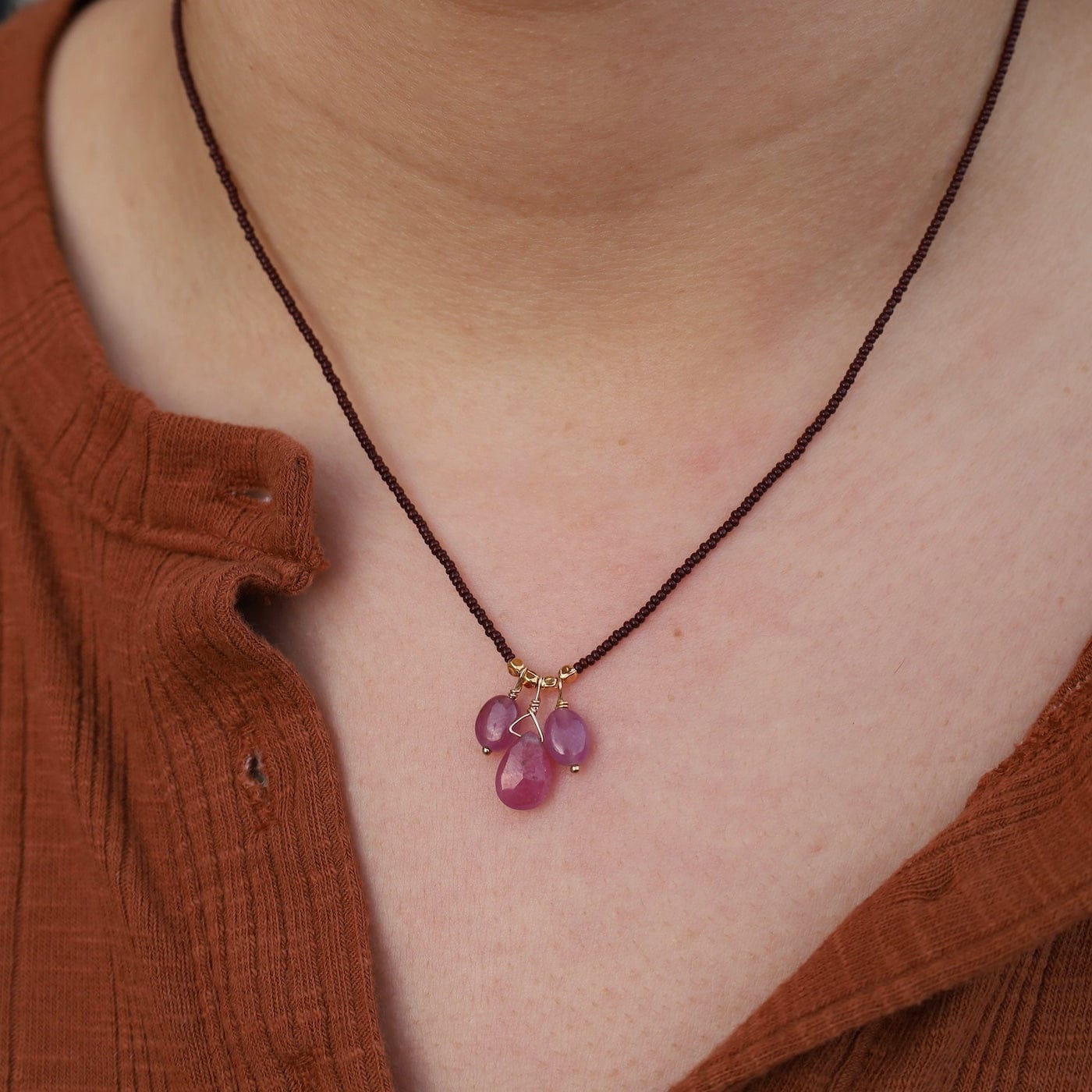 NKL-GF Dark Brown Seed Beads With Gold & Pink Sapphire Cluster Necklace