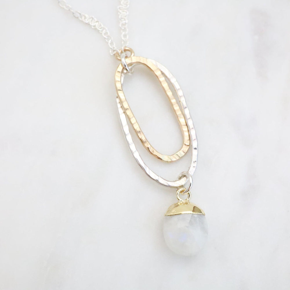 NKL-GF Double Ring Moonstone Pendant Necklace