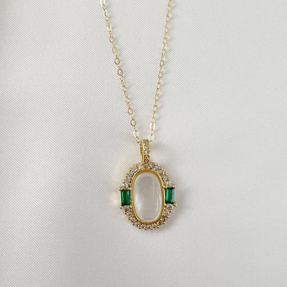 NKL-GF Emerald Bay Mother of Pearl Pendant Necklace