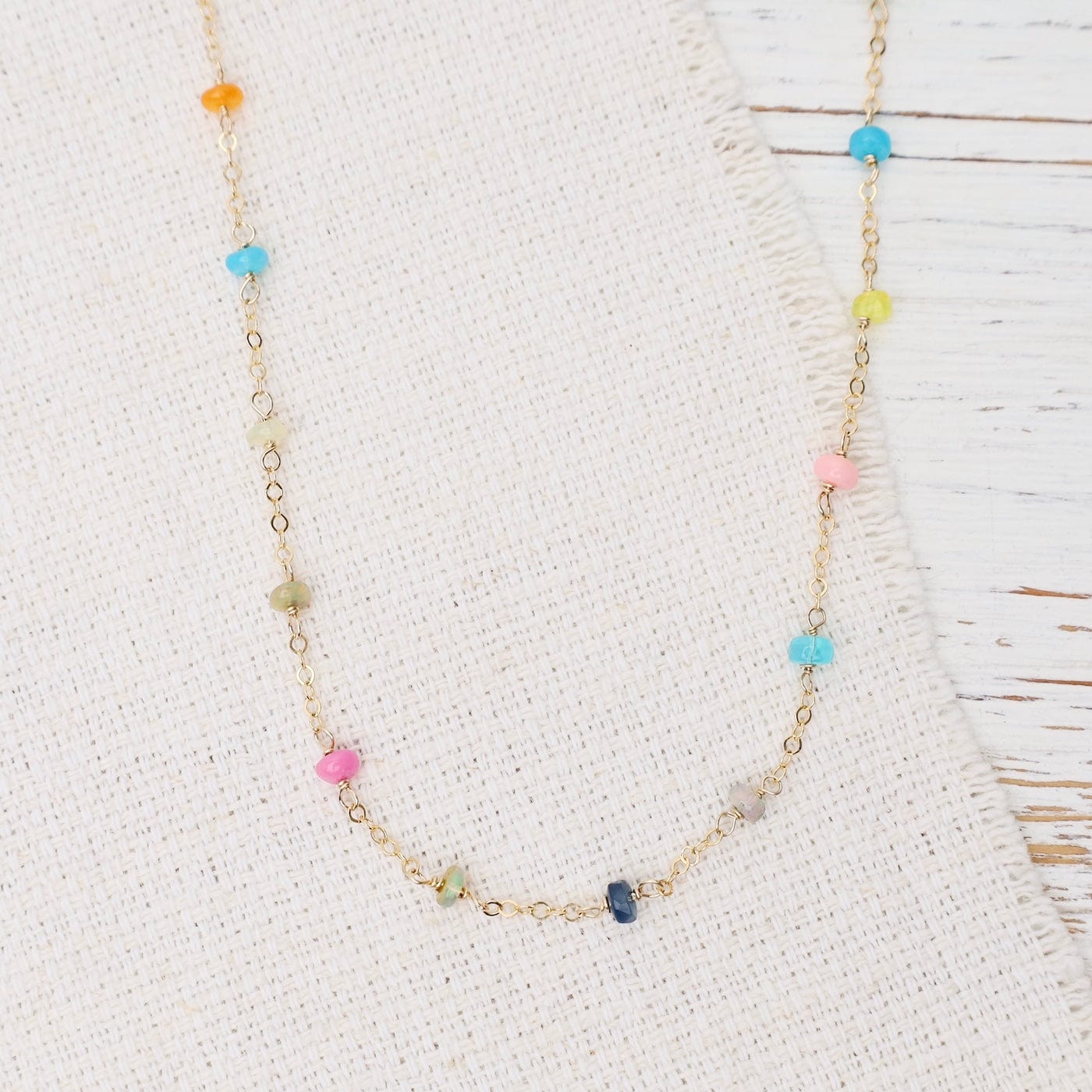 NKL-GF Gold Filled Cable Chain Dotted with Rainbow Opals